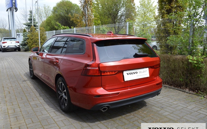 Volvo V60 cena 109900 przebieg: 129400, rok produkcji 2019 z Poznań małe 326
